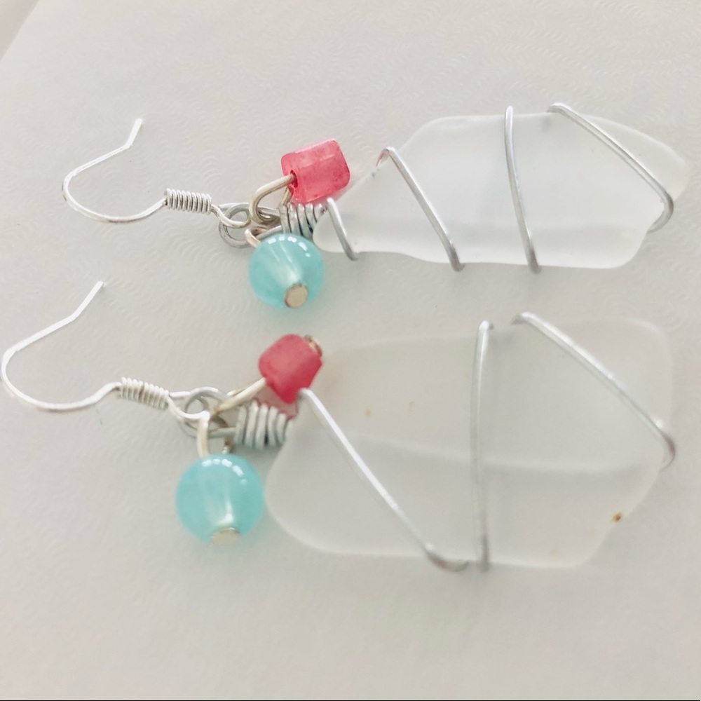 “Windmark Beach” Seaglass Earrings